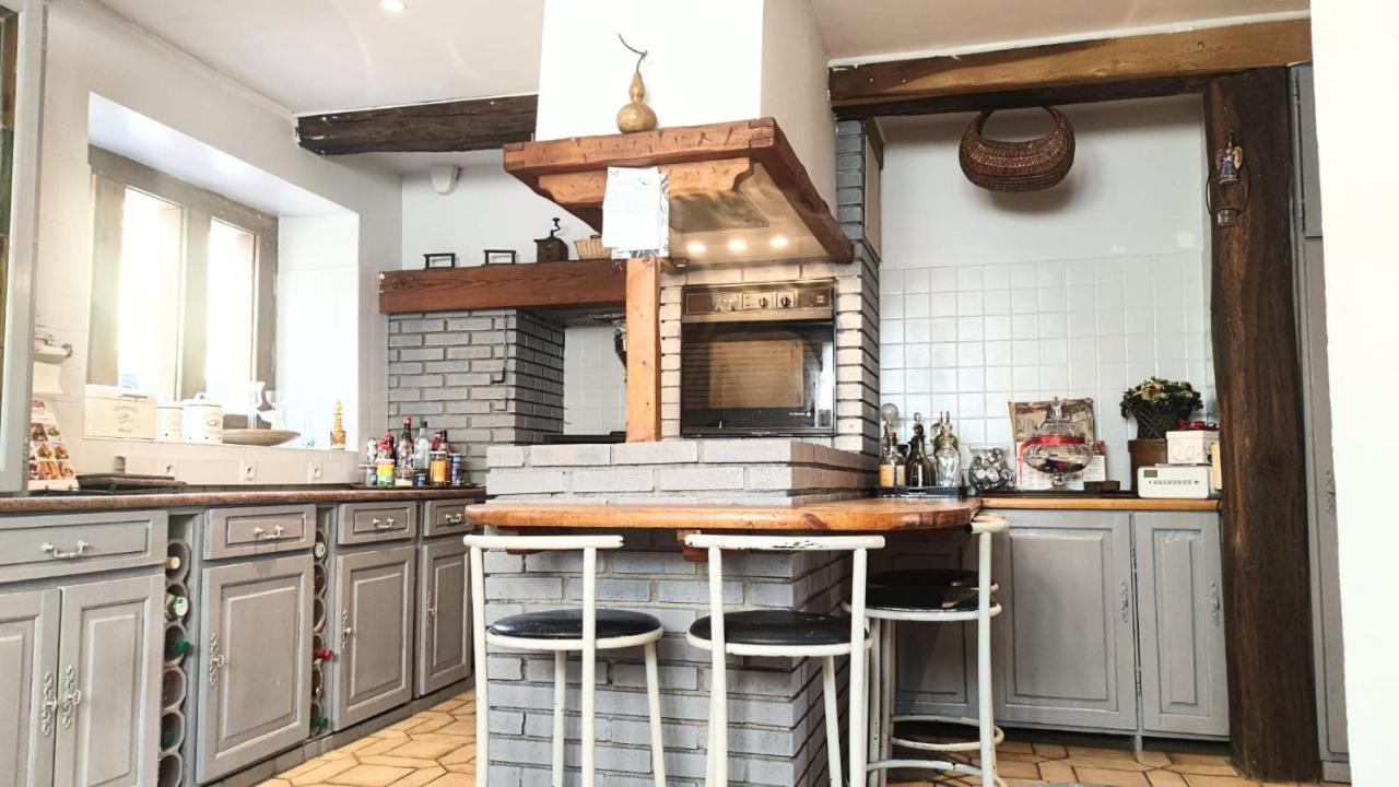La Maison Bleue Varzy Екстер'єр фото