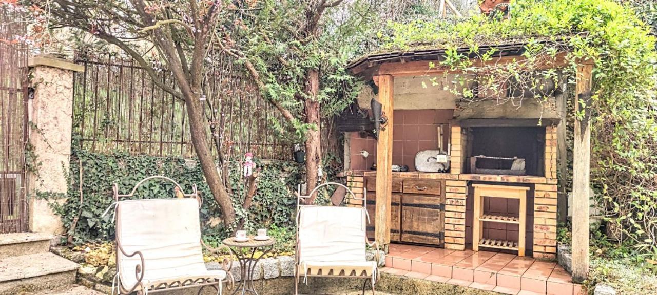 La Maison Bleue Varzy Екстер'єр фото